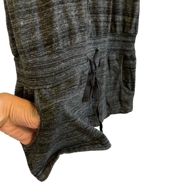 Aritzia TNA Space Dye Charcoal Sleeveless Romper - Picture 4 of 7